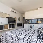 Sunstay Petit *